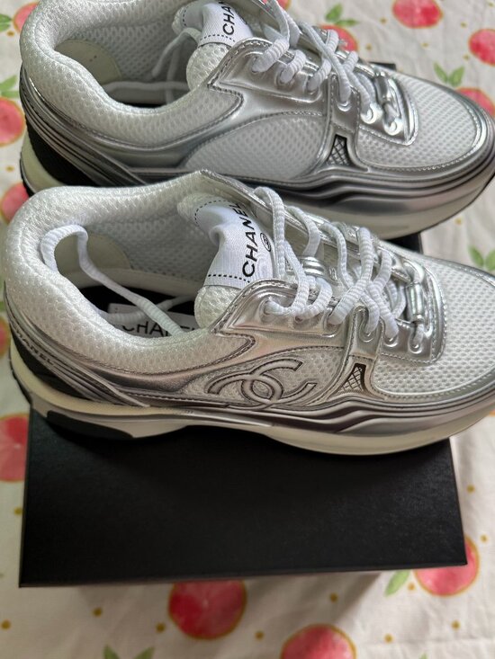 CHANEL. Shoes - Chanel White Sneakers Sz38